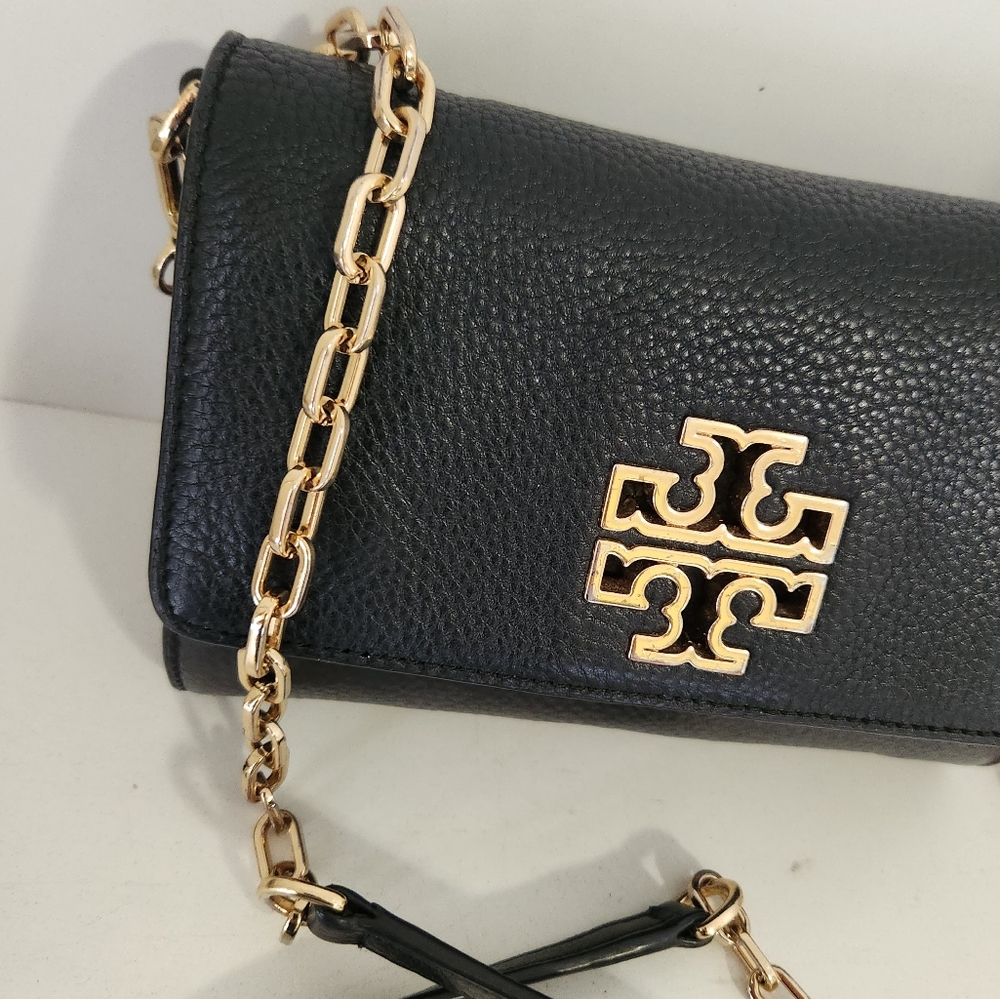 Like New!Tory Burch Black Pebbled Leather Crossbody Bag - Picture 7 of 10